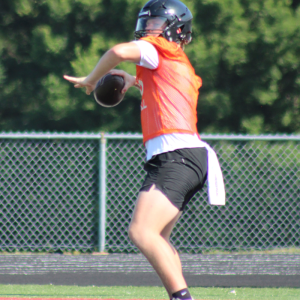 quarterback throw