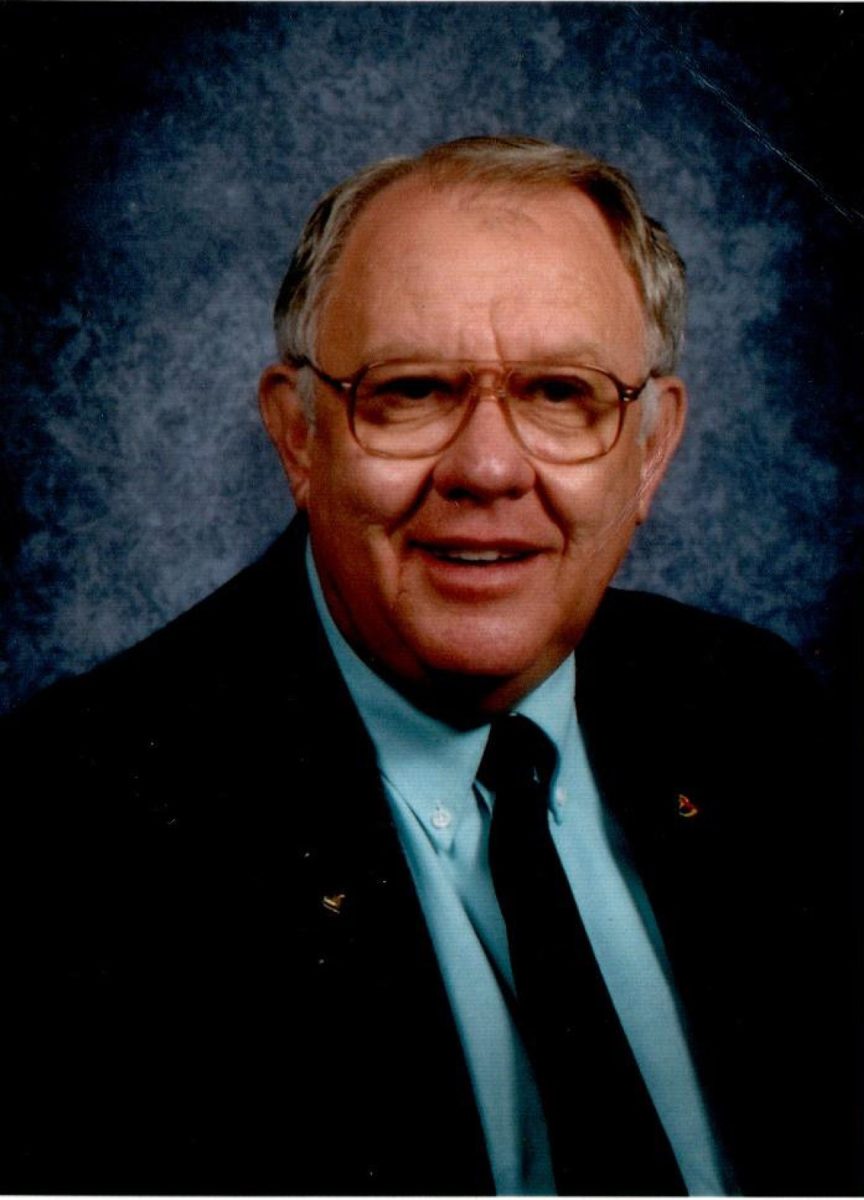 Frank Voelker Obit Picture_edited